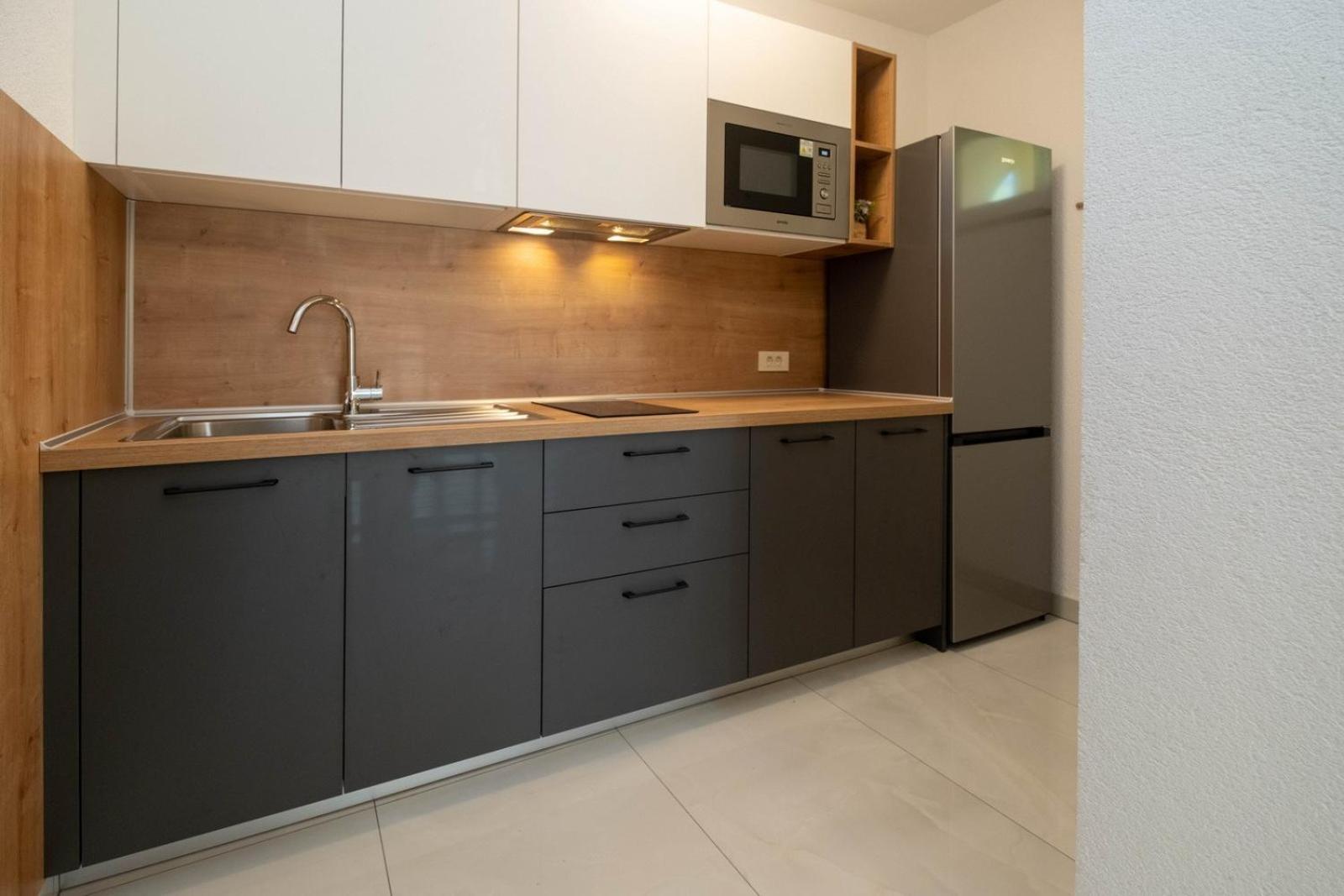 Apartments Serbecic Malinska Eksteriør bilde